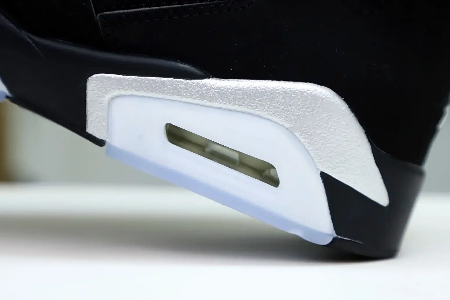 Kimikick CHROME JORDAN AIR 6 0627